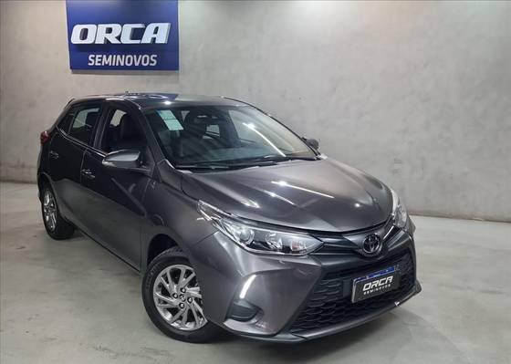 TOYOTA YARIS 1.5 16V FLEX XS MULTIDRIVE TOYOTA YARIS 1.5 16V FLEX XS MULTIDRIVE